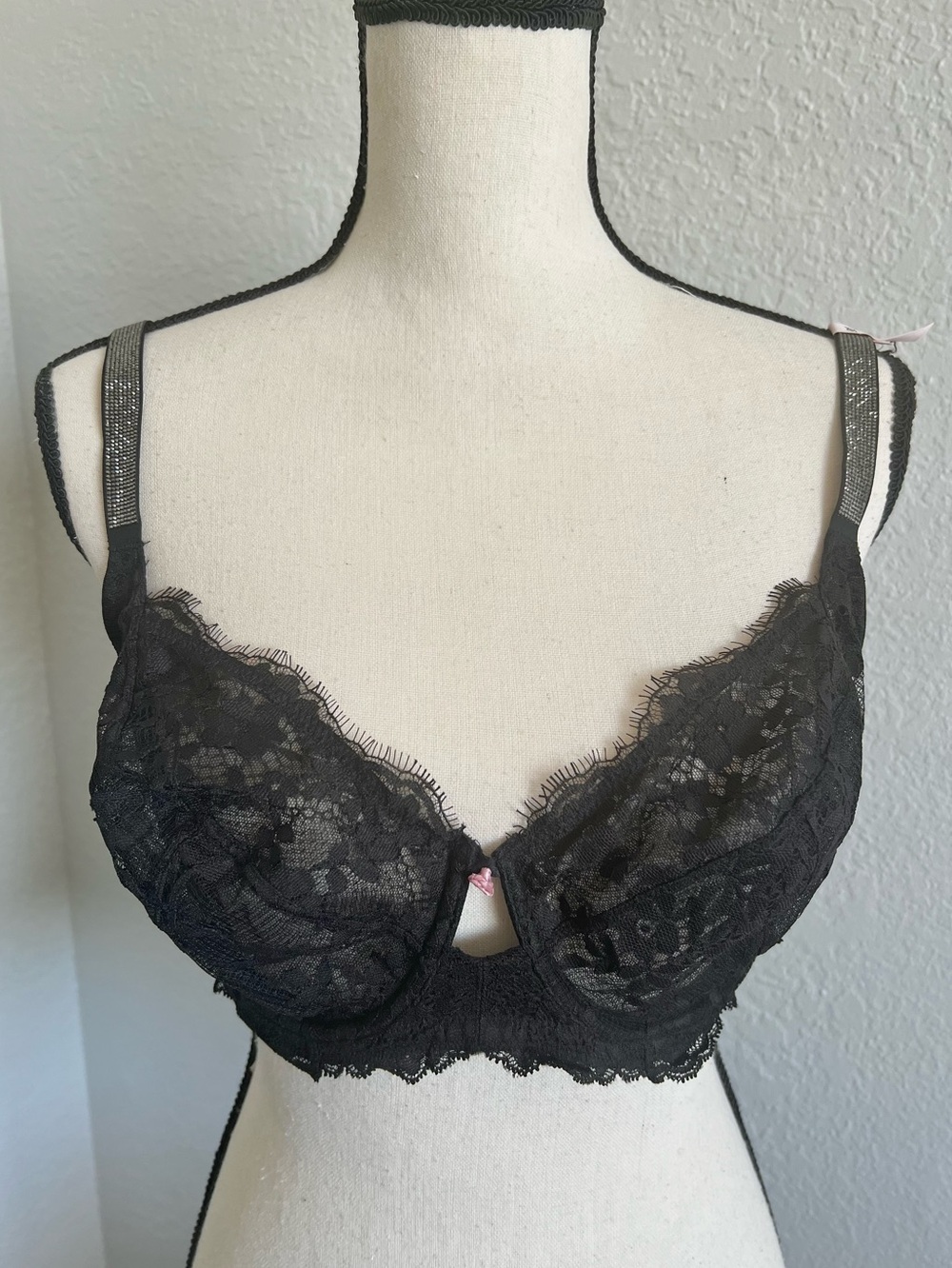 Victoria's Secret Dream Angels Wicked Twinkle Strap Balconette Bra